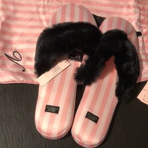 Victoria secret classic slippers and bag